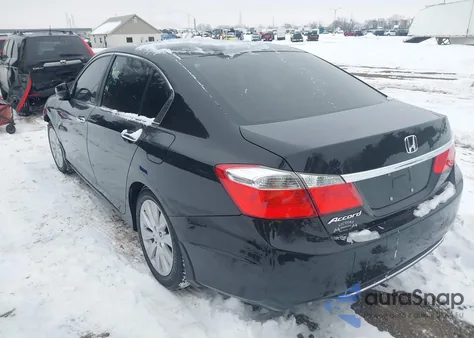 2013 Honda Accord Ex z USA, uszkodzony, nr VIN 1HGCR2F73DA036060